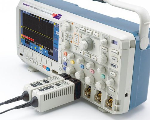 mso2000-mixed-signal-oscilloscope-probes.jpg MSO2000系列,更多探头接口,更多可能性